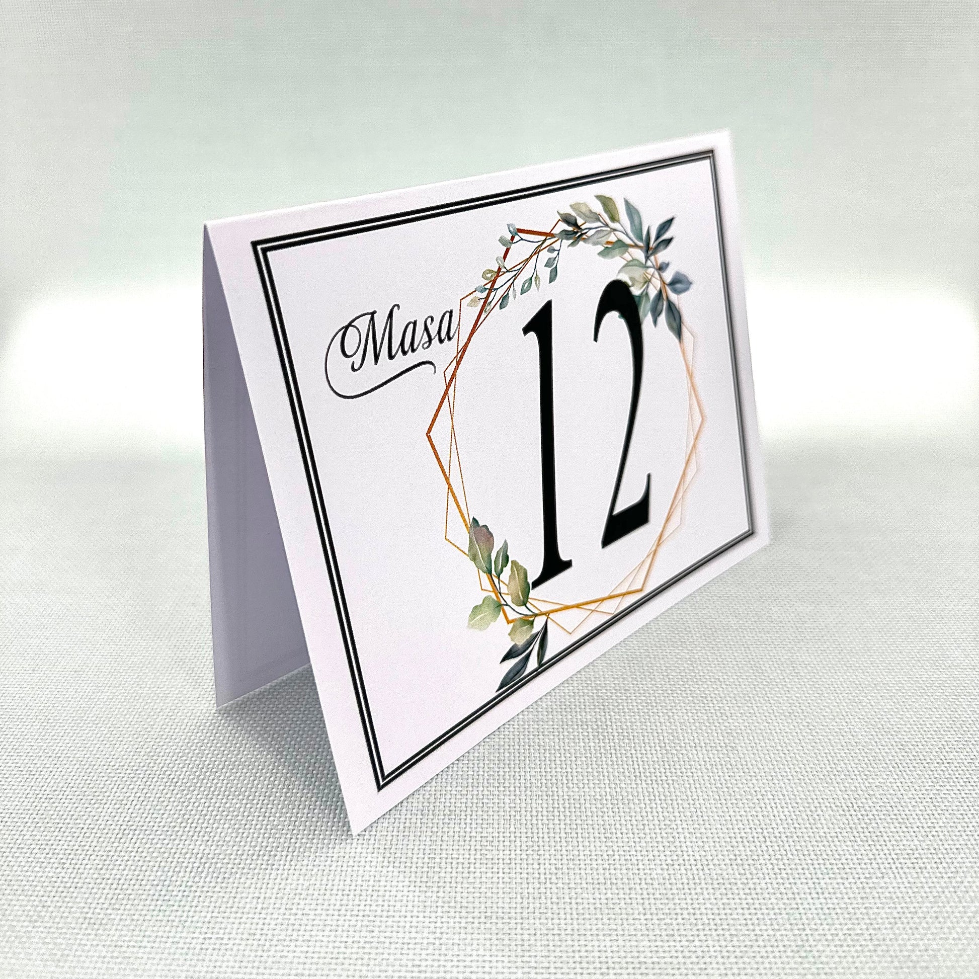 Numar de masa cod miraj-5048 - MirajulNuntii.ro