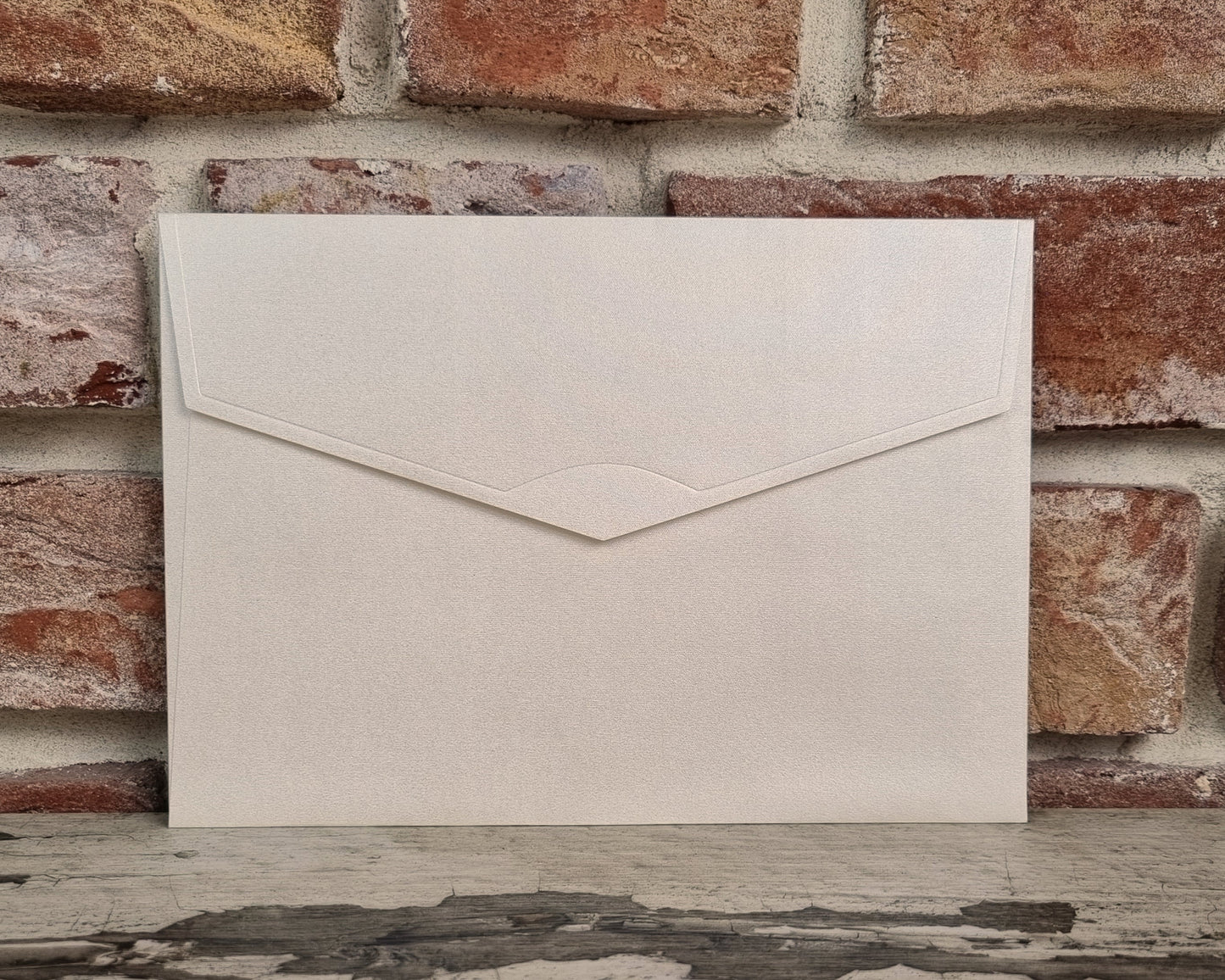 Plic Invitatie - z9133 Auriu - MirajulNuntii.ro