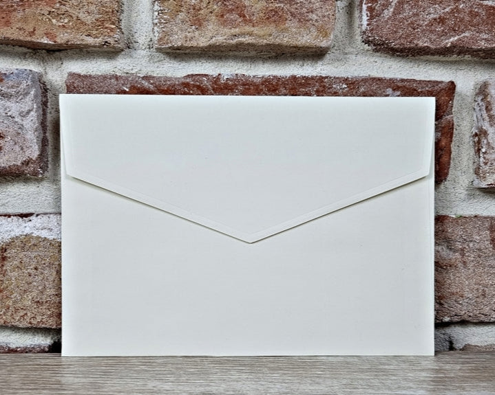 Plic Invitatie - z9229 Crem Mat - MirajulNuntii.ro