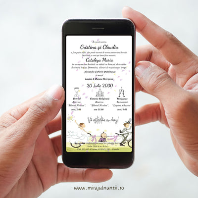 Invitație digitală de nuntă și botez Miraj 20371 pe ecranul telefonului: Cristina și Claudiu, Cataleya Maria, 20 Iulie 2030, botezul, cununia religioasă și petrecerea, petale lila și, jos, mirii pe bicicleta tandem cu bebelușul pe iarbă verde-fistic
