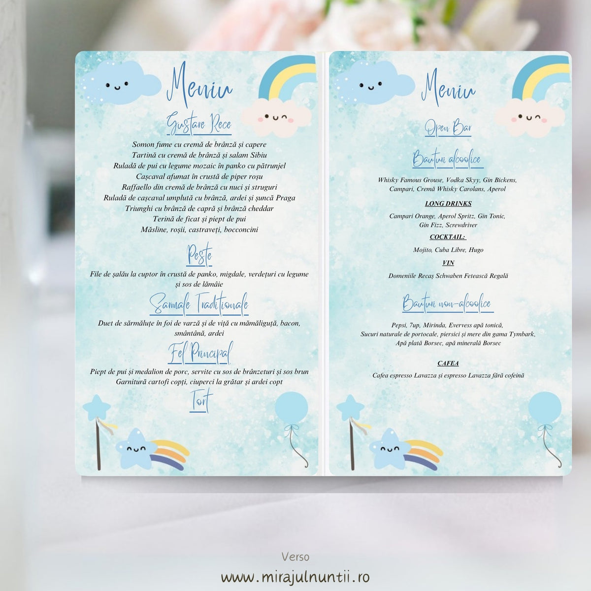 Interior meniu botez tip carte deschis, mâncarea în stânga și băuturile în dreapta, nori zâmbitori și curcubeu mari sus, baghetă, stea cu dâră de curcubeu și balon bleu jos, fond acuarelă bleu pastel
