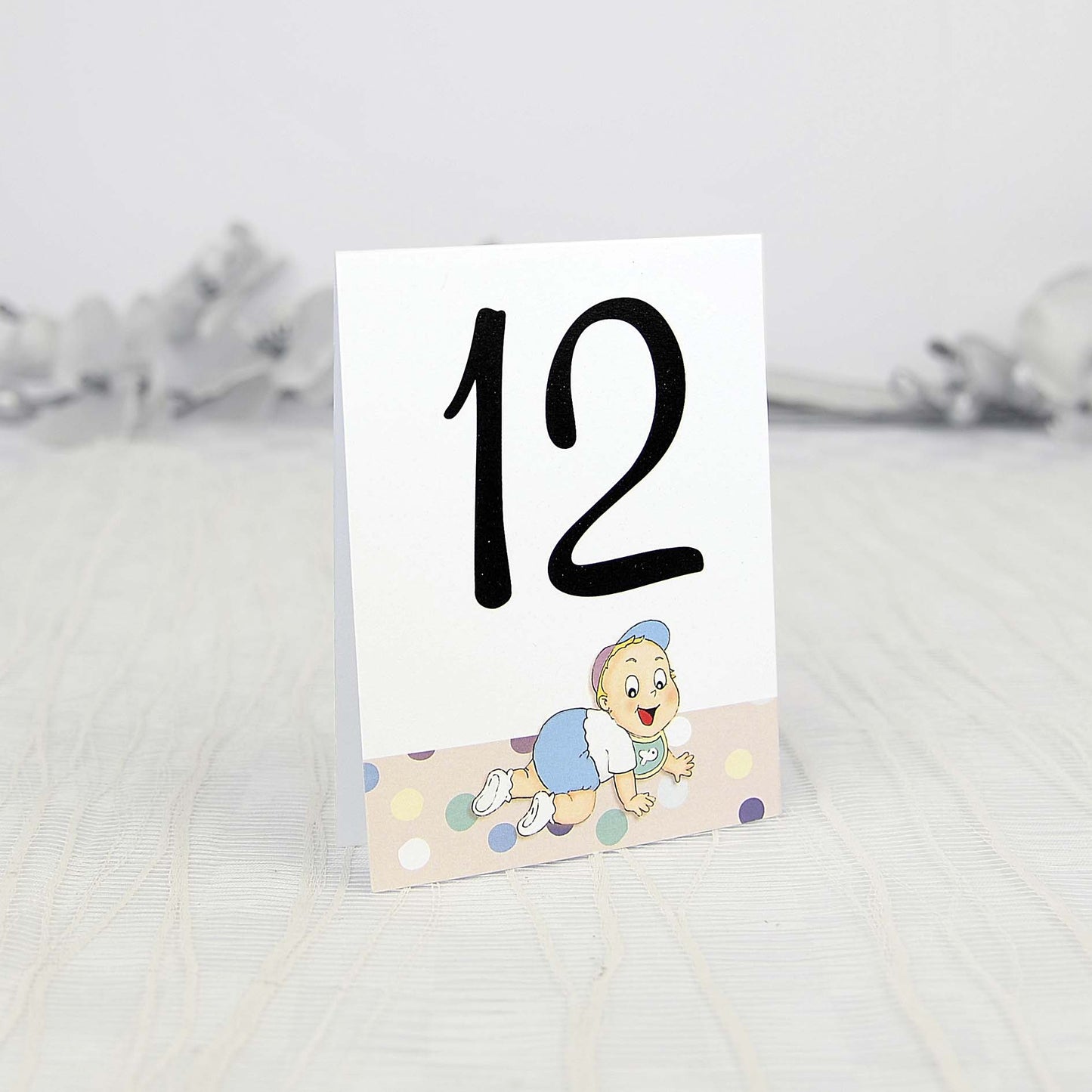 Numar de masa-botez cod Deluxe-1209 - MirajulNuntii.ro