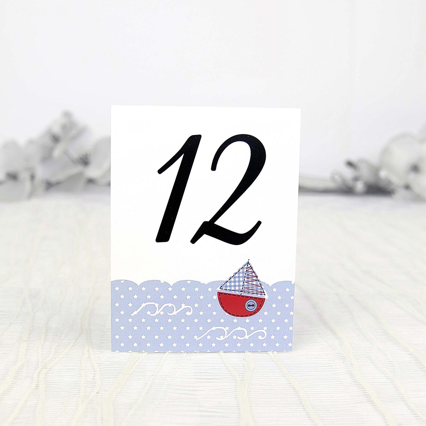 Numar de masa-botez cod Deluxe-1506 - MirajulNuntii.ro