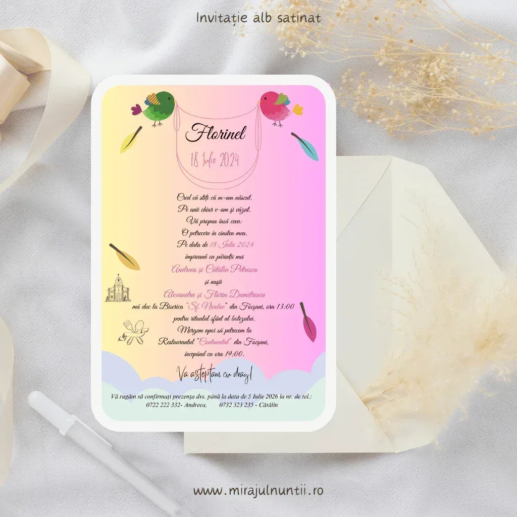 Invitație de botez cod Magnific B.5-20005 cu păsărele și fundal curcubeu pastel