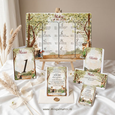 Set papetărie botez Pădure și Pui de Căprioară cod B.10-20010: invitație tipărită, plic de bani personalizat Matei, meniu tip carte, număr de masă, opis și invitație digitală pe telefon