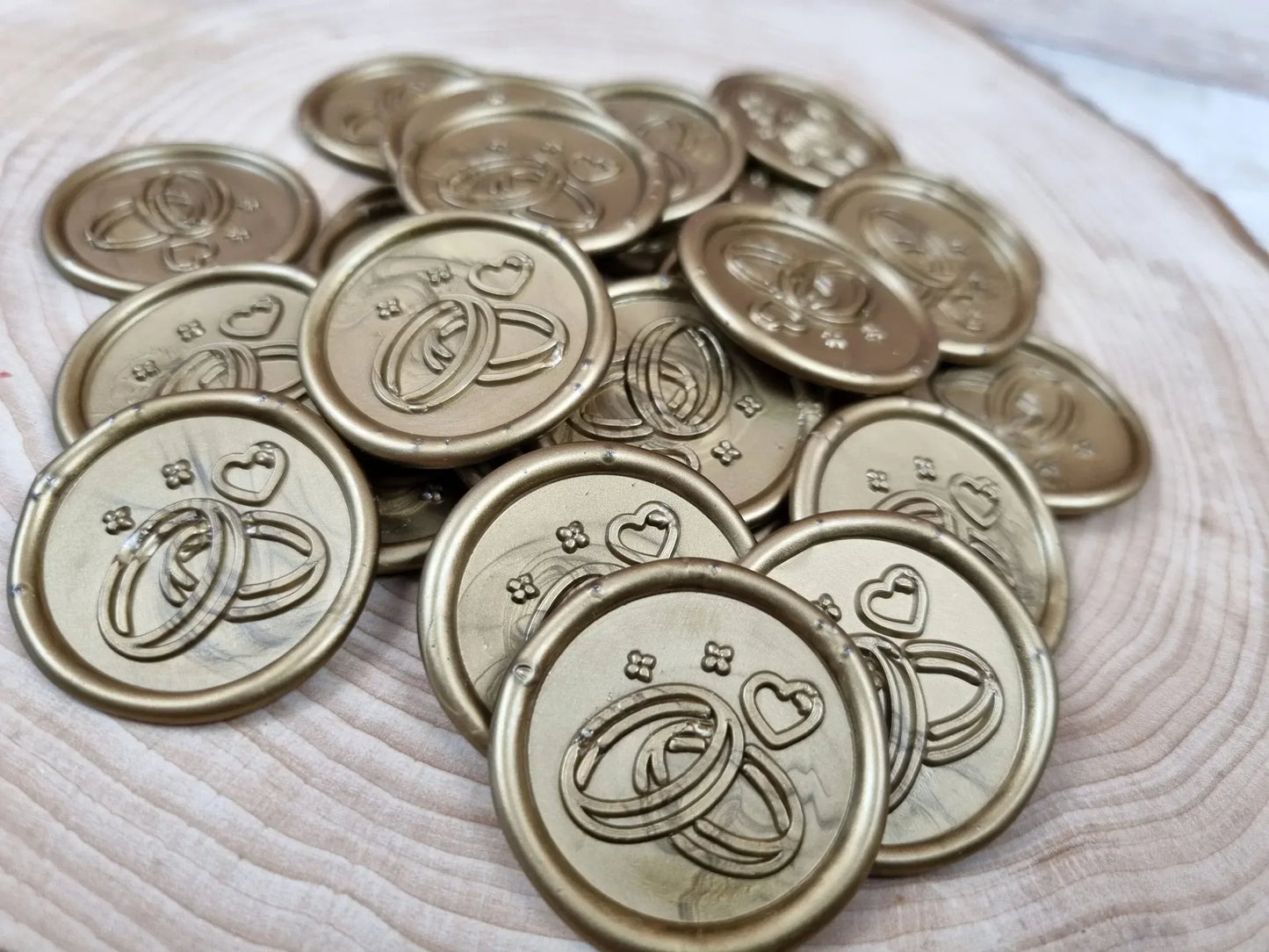 Sigilii din ceară naturală - model Auriu Verighete