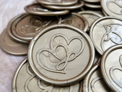 Sigilii din ceară naturală - model Auriu Inimi Infinit