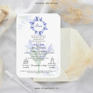 Invitație de botez cod Magnific B.16-20016 pe carton alb satinat, cu coroniță de iriși mov în acuarelă și numele în centru.