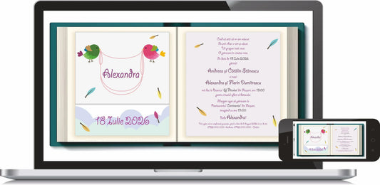 Invitație digitală de botez cod Miraj 7613 cu păsărele și pene colorate, în nuanțe pastel, afișată pe laptop și telefon.