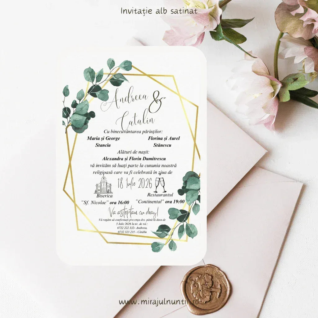 Invitație de nuntă cod Magnific C.12 cu ramuri de eucalipt în acuarelă și nume scrise caligrafic.