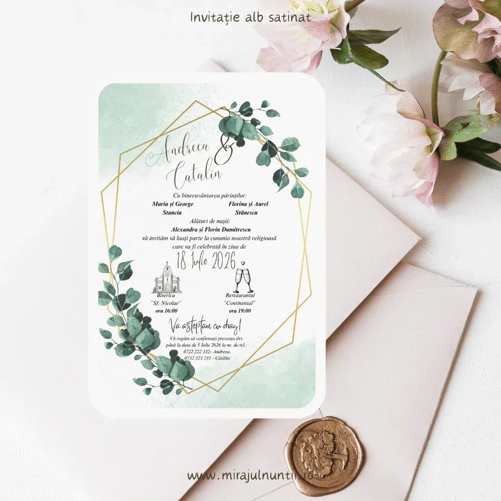 Invitație de nuntă verde mentă și auriu cod Magnific C.24, cu numele mirilor scrise caligrafic.