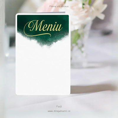 Meniu de nuntă pliat tip carte cu acuarelă verde smarald și titlu auriu – cod C.1