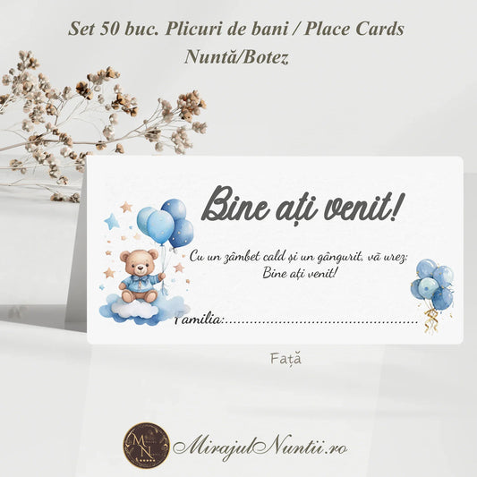 Plic de bani și place card pentru botez băiețel cu ilustrație ursuleț albastru și norișori, set 50 bucăți.