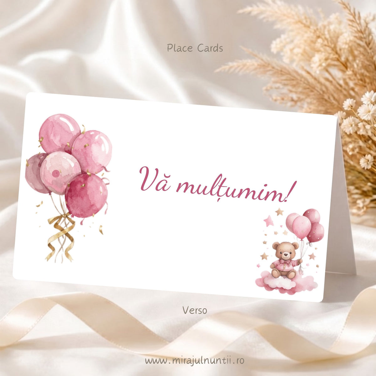 Plic de bani botez personalizat B.33-20033, verso: buchet de baloane roz, ursuleț mic pe nor și textul Vă mulțumim!