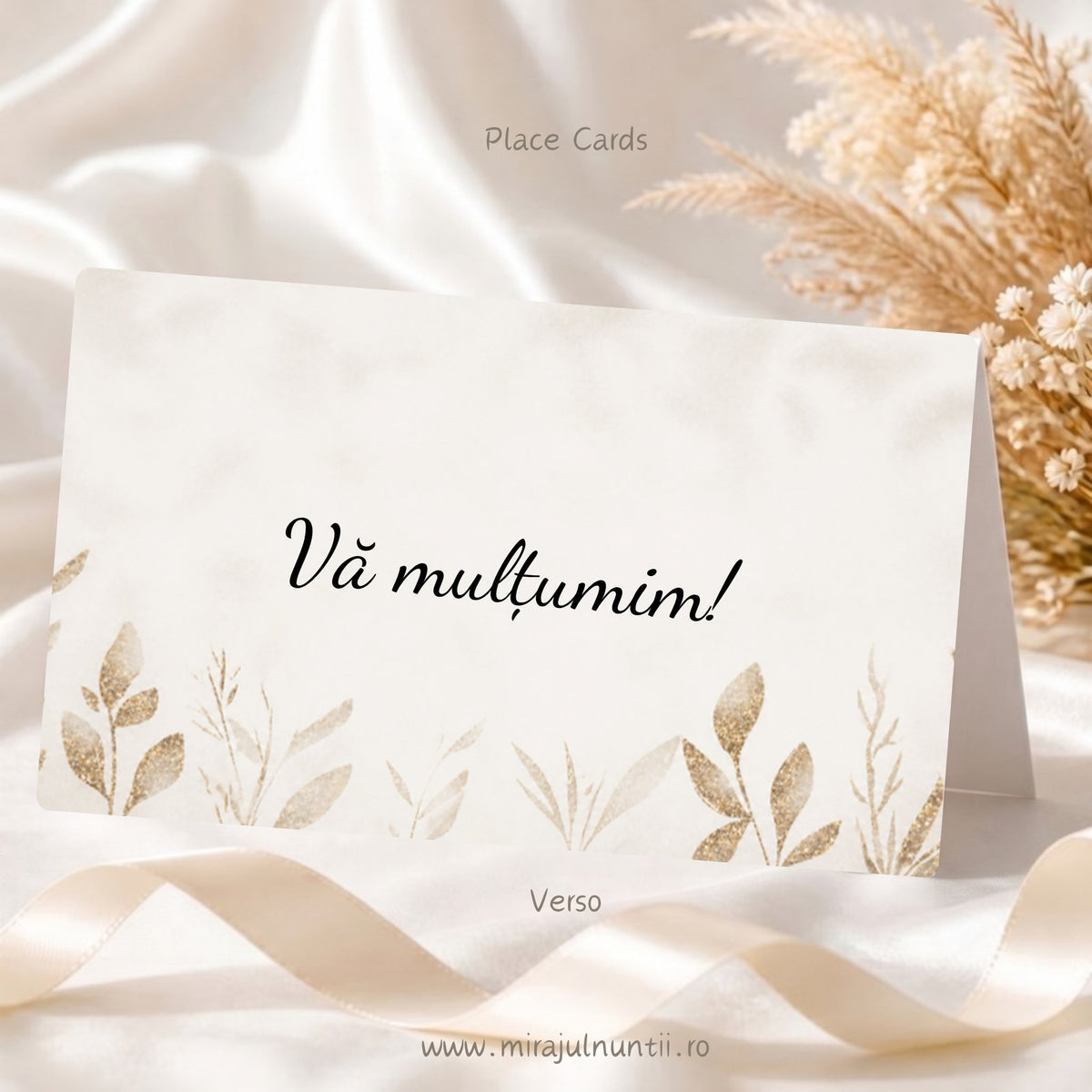 Plic de bani personalizat de nuntă și botez cod C.26, spatele plicului cu mesajul Vă mulțumim! și frunze aurii pe fundal crem.