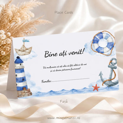 Plic de bani botez din setul de 50 buc. Place Cards 20025, fața cu Bine ați venit!, far, bărcuță, colac de salvare și ancoră