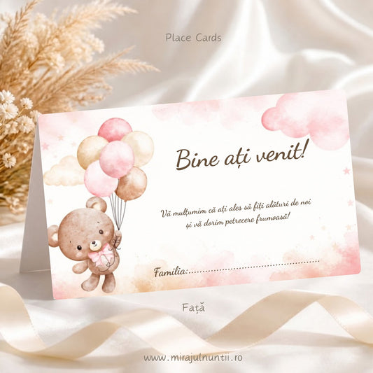 Set 50 plicuri de bani botez cu ursuleț cu baloane roz pudrat și nori, față cu „Bine ați venit!”, mesaj de mulțumire și rândul Familia, Place Cards 20023
